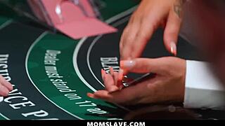 Croupier Payton Preslee Keeps Customers Hooked With Seductive Tricks - Momslave