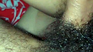 damn, this universitaria starts sucking and ends screaming with orgasm!