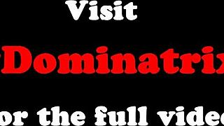 Elegantní paní, chceš mě vidět masturbovat s dildem?