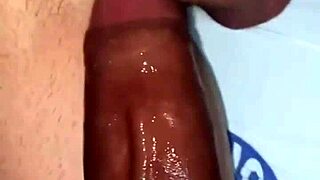 Hei, haluutko nähdä tämän blondin isolla ajellulla perseellä amatööri interracial creampie -toiminnassa?