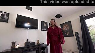 Min kurvede stedmor Misty rider mig POV, længes efter min sæd for at blive glad