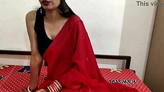 इंडियन बीवी स्टीमी हार्डकोर मस्त चुदाई सेशन का मजा लेती है