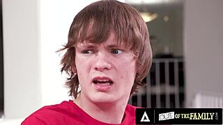 Yo, milf berpayudara besar Lauren Phillips, terima kontolku di memek dan pantatmu!