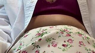 สุการ์นาดยา เจ้าดีพอที่จะเปลือยตัวในที่สาธารณะไหม?