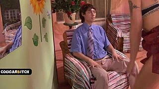 Het kone sulten på kuk blir hardt pulert av ung stallkar