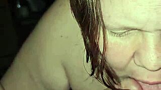 Starká dáva najšpinavnejšiu minetu vôbec, tak horúca! 🔥