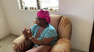 Máma GO a nevlastní syn v divoké sexuální akci!