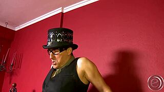 Gundula leva uma foda anal dura