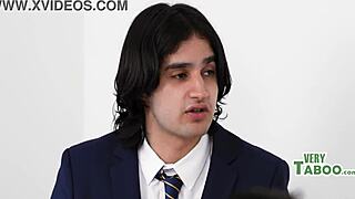 Føler meg vill av å se svigerfar i en tabu familietrekant.