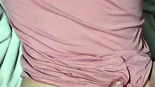 लैटिना जिम बेब बड़ी गांड के साथ ऑल फोर्स पर डोमिनेट होती है