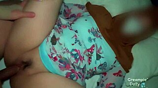 Ne mogu da odolim njenoj uskoj mokroj pički u misionarskoj poziciji svaki put