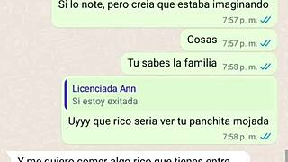 min styvmamma blir helt upphetsad av chatt online, visar sin kurviga latinakropp.