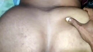 Gadis Indonesia kongkek isteri kawan dengan ganas—puas habis! 😍