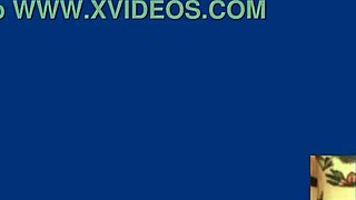 दो ब्रिटिश स्टूडेंट्स की चूत चाटी जाती है, लंड चूसते हैं, और वाइल्ड ग्रुप ऐक्शन में क्यूम स्वैप करते हैं