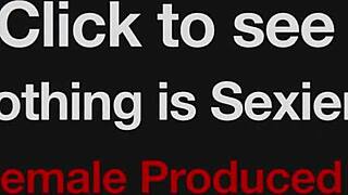 Uhh, yanks asijská teenka 18+ Lily Rei, jako, úplně masturbuje, víš?