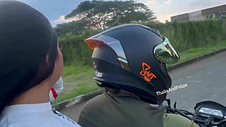 kolumbijska študentka vara fanta s tujcem v pov jebanju! 😈