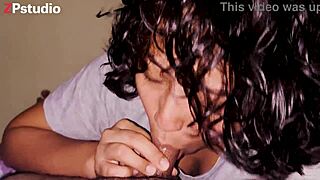 Érzéki blowjob a mostoha nővéremtől, Frida-tól, és robbanok a szájában