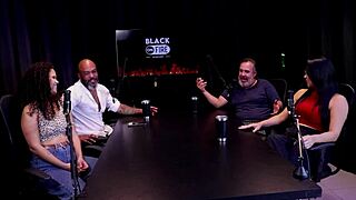 Ted'in yolculuğu trans ve adamla çılgın dörtlüye dönüşüyor