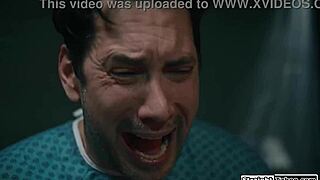 बेसमेंट में एक दैत्य मेरे लिए इंतजार कर रहा है।