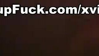 Todellinen kasvoille seksikäs lumilautailija kaunotar osa 2 todellisuus ruskeaverikkö tatuointi kolmikko suuseksi ryhmäpoiminta kaunotar kasvoille seksikäs