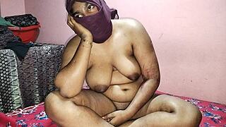 Indische Schülerin sieht Kondom zum ersten Mal 😲