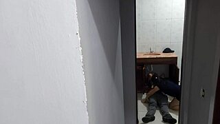 เมียลาตินนอกใจกับช่างประปาแรงๆ ขณะออกกำลังกาย 😏