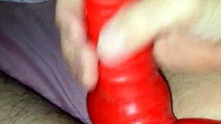 Nosím latexový oblek s pošvou pre manžela v kostýmoch