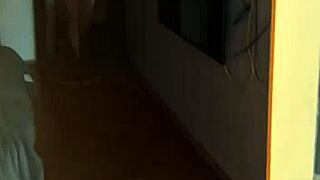 Puši mi ogromni kurac sada!