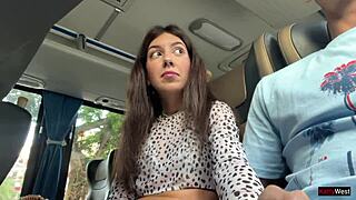 Riskialtis käsityö julkisessa bussissa kunnes purkaus!