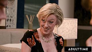 แม่เลี้ยงสอนลูกเลี้ยงเย็ดตูดสามคน