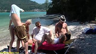 Offentlig familieterapi strand orgie med rough gangbang 😱🏖️