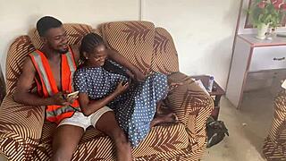 Oh putain, ce chat sauvage collègues vire orgie ebony torride !