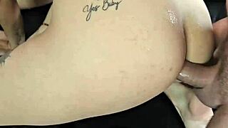 Helen Star срещу Yessica Bunny и Daniela Ortiz в луд реверс гангбанг с лезби анал дилдо сквирт и пишка