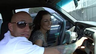 イタリア熟女マリア・ベッルッチの魚網ランジェでアナル指入れフェラ騎乗位！