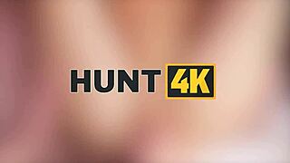 Hunt4k русата курва предава секси куколдата си за големия кур на стопаря при първи гледане