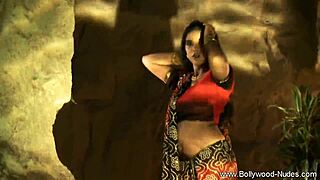 true seduction from erotic india 🇮🇳