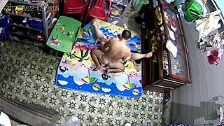 เมียเวียดนามโดนควยใหญ่เย็ดแบบดิบๆ