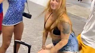 Resenha de putaria na rua acaba em fudelância no carro