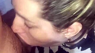 Rica chupada from this hot putita blonde Latina 😍