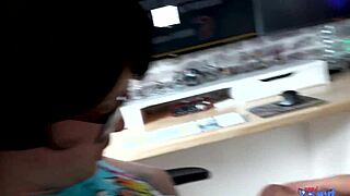 sarah jane the amazing suck cock