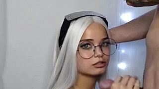 Tinejdžerski par u kostimu, slatka Loirinha White Moon žudi za vrućom akcijom.