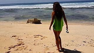 Passionate banging on paradise beach