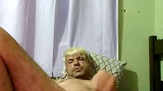 Sex Boy Craves Intense Gay Encounters!