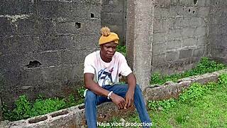 Meeting a guy on the street leads to outdoor fuck with big ass