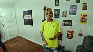 Uncle’s First Time Drilling Anazinha’s Big Ass