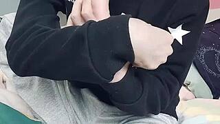 Slim gay teen SUCKS own sexy feet in FETISH play