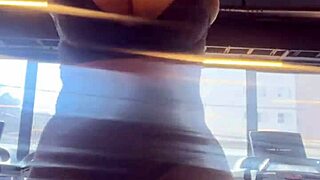 Gym Babe with Small Waist and Big Tits Gets Wet in Public by Marginal Tietê, Drivers Honking at My Sweaty Ass