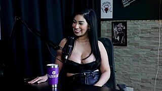 Got a fetish for gay porn, switched roles, loves two men for blowjobs - Amy Yamaguchi