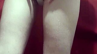 I'm a sweet slut openin my ass for ya