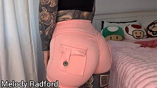 Melody Radford milf tries tight gym gear in bedroom haul
